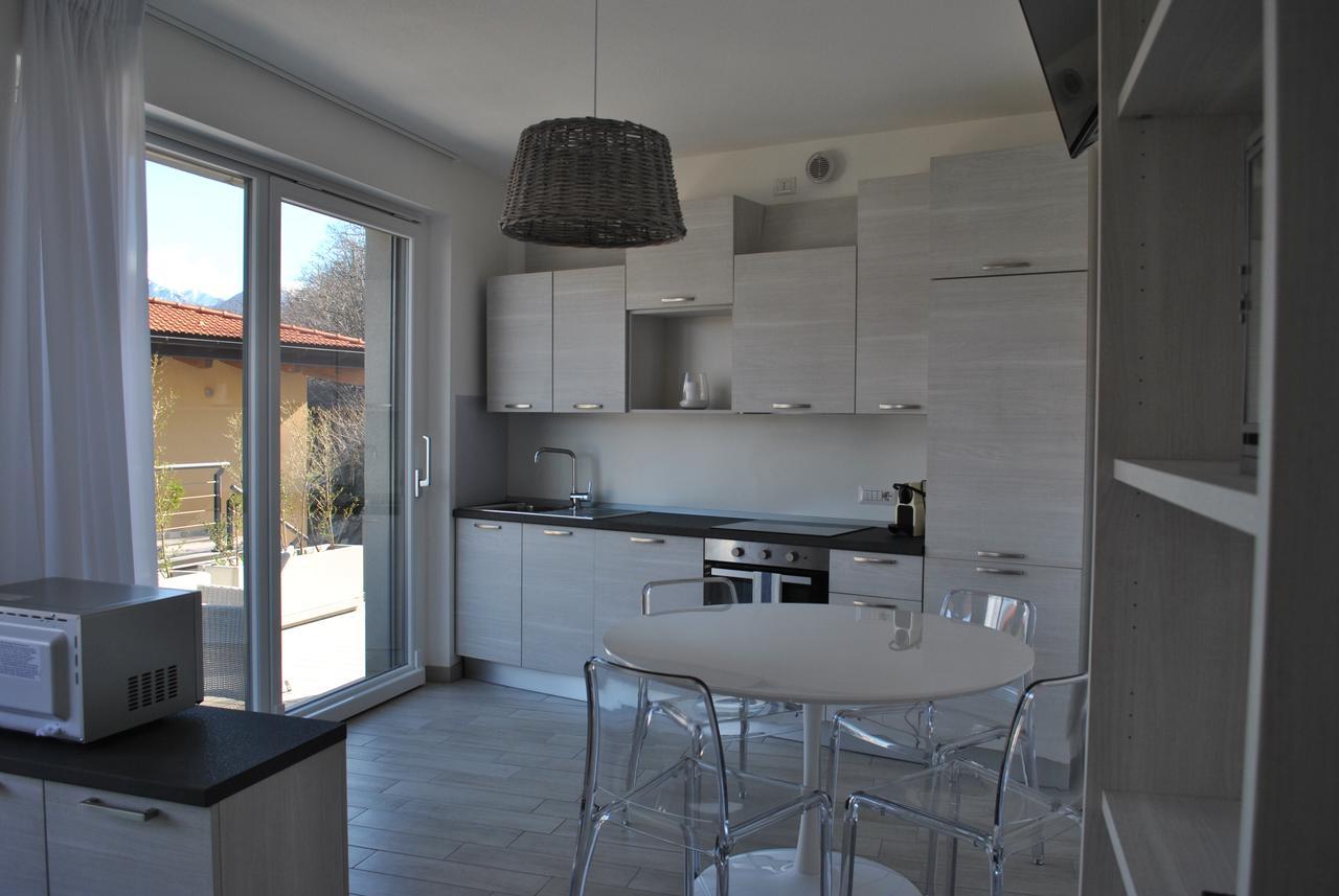 Baia Blu - Luxury Apartments With Pool Cremia Luaran gambar